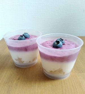 画像1: ブルーベリー＆レアチーズのデザート